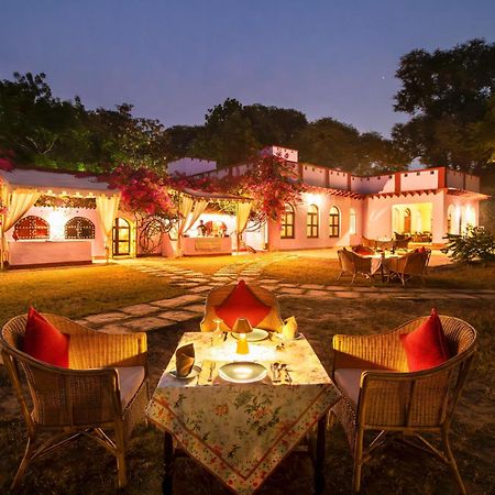 Mela Kothi - The Chambal Safari Lodge Bāh Exteriör bild