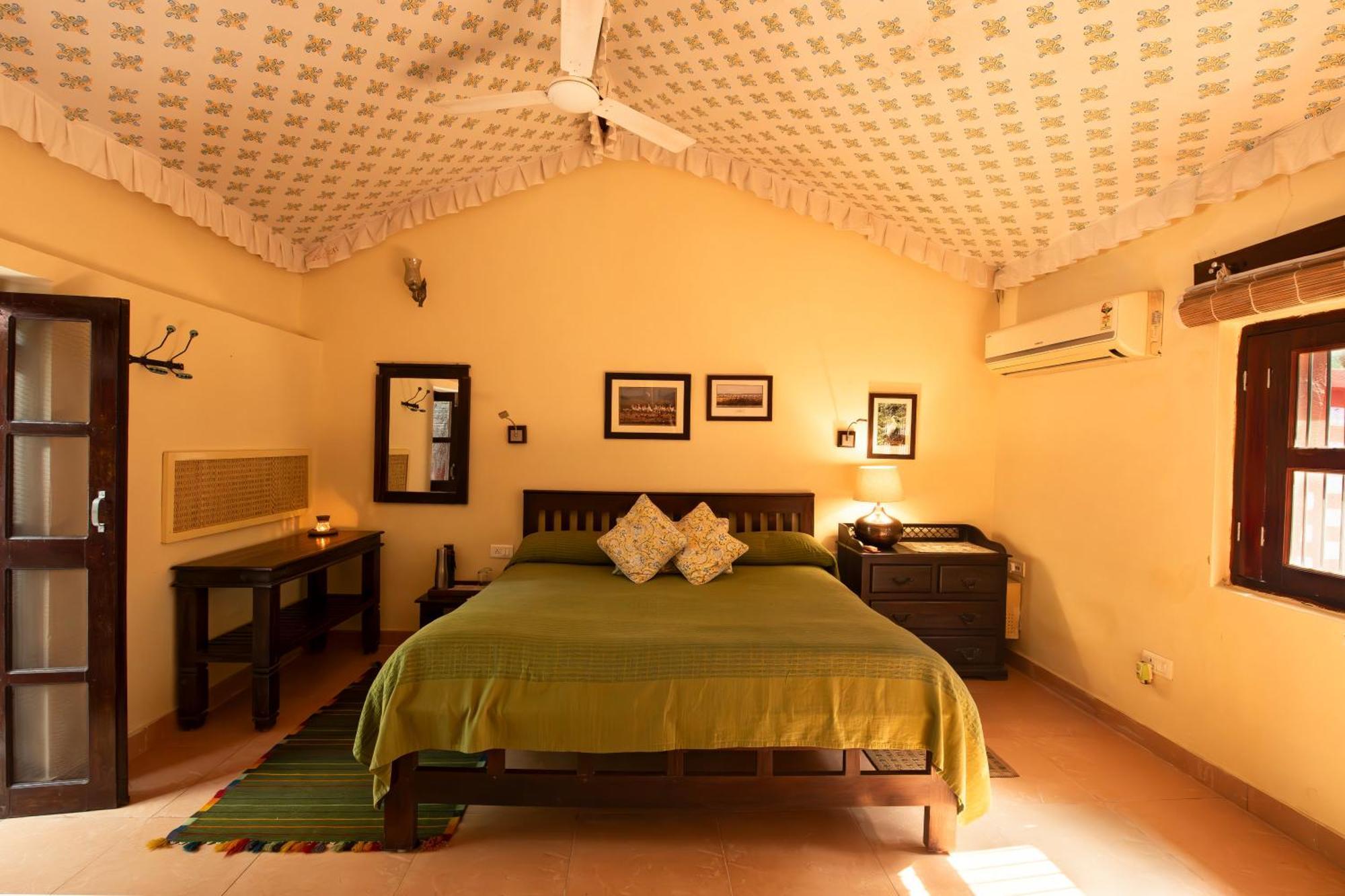 Mela Kothi - The Chambal Safari Lodge Bāh Exteriör bild