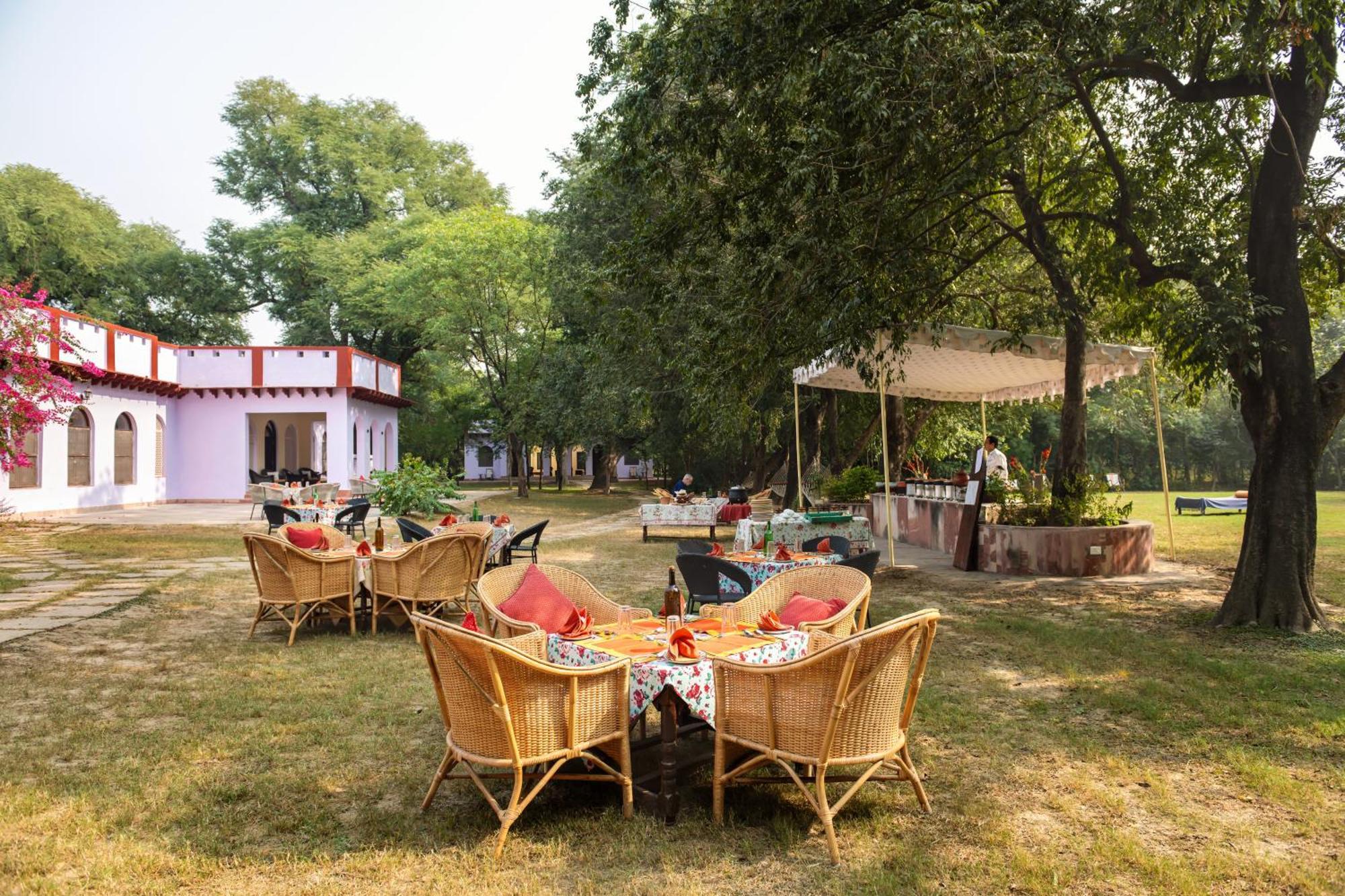 Mela Kothi - The Chambal Safari Lodge Bāh Exteriör bild